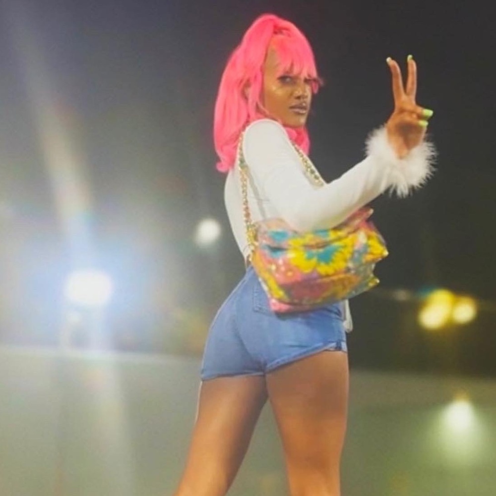 Meet your Posher, Sunny